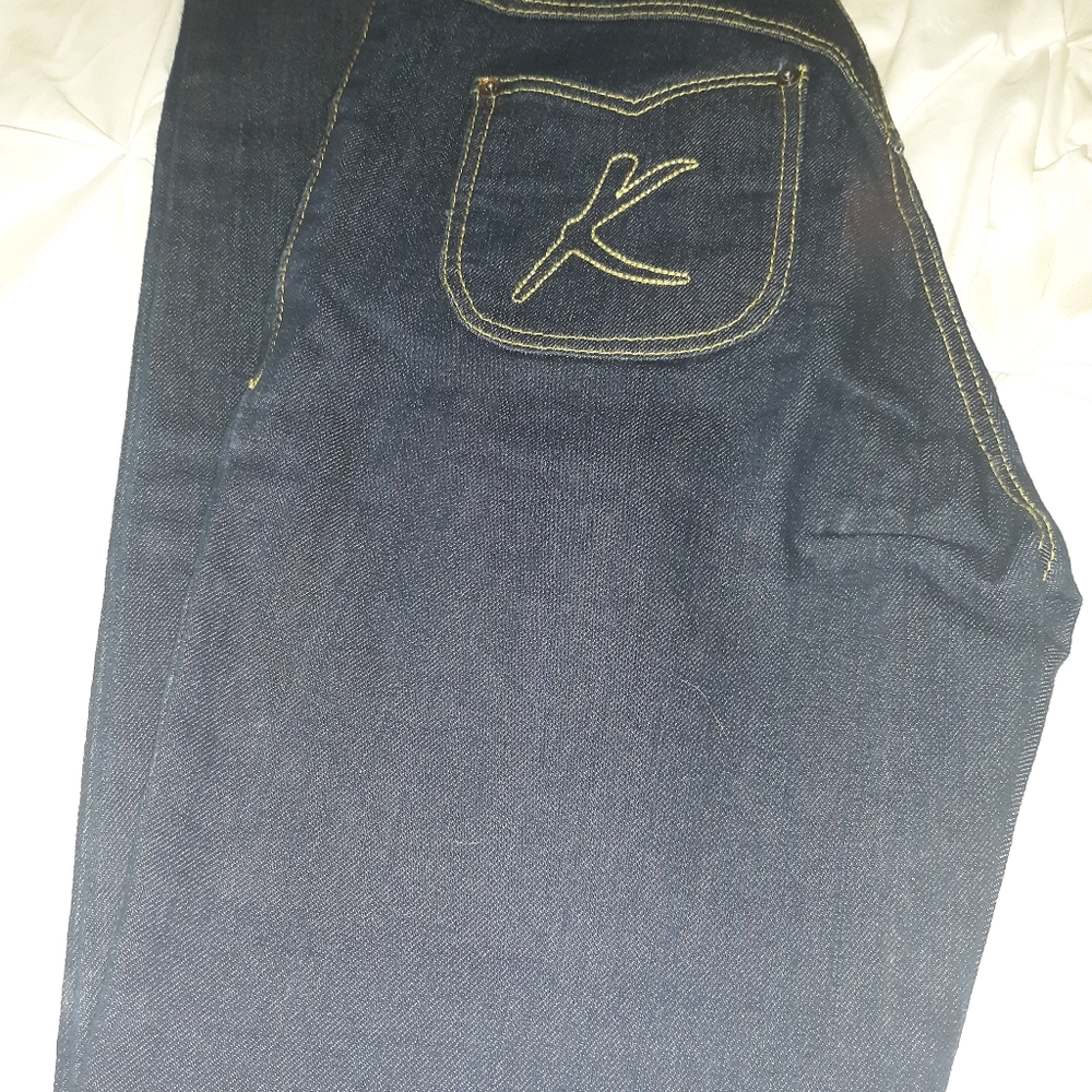 Jeans - Picture 3 of 3